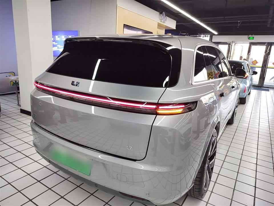 Li Auto Ideal L7