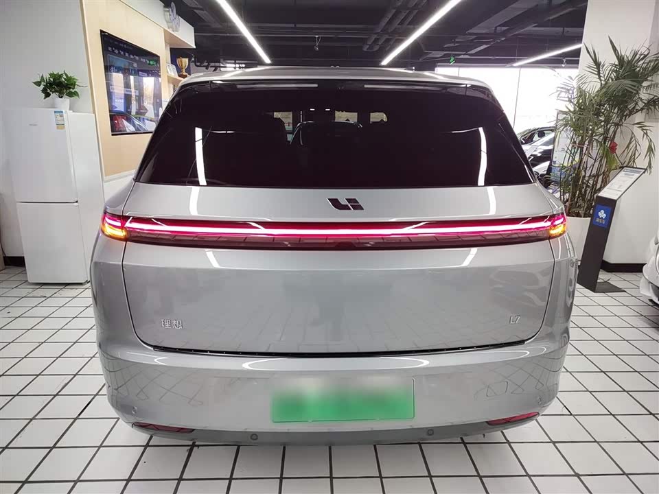 Li Auto Ideal L7