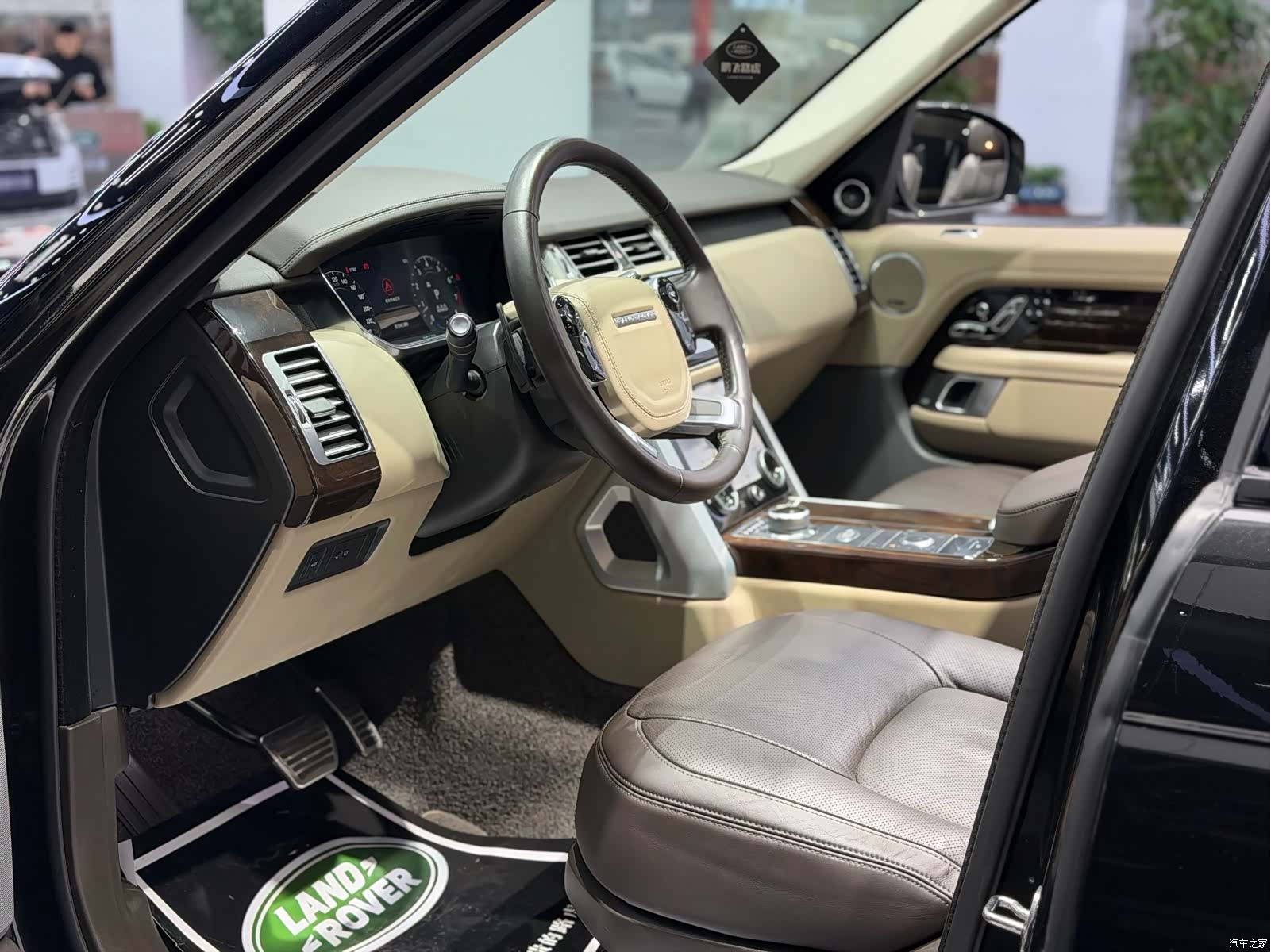 Land Rover Range Rover, 2022 8