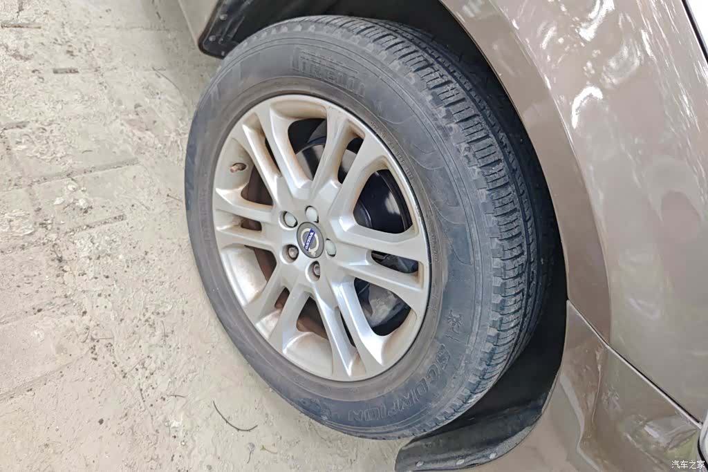 Volvo XC60, 2016 6