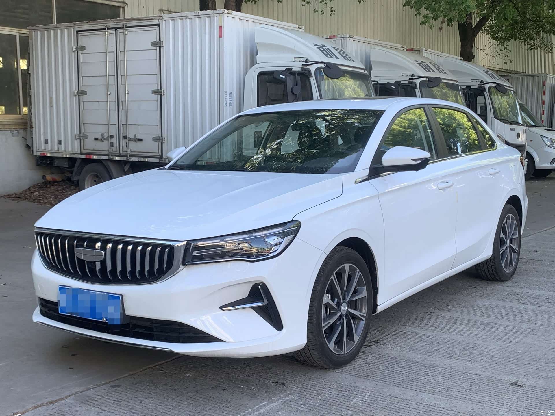 Geely Emgrand, 2025 1