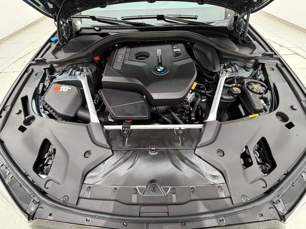 BMW 5 Series, 2018 18