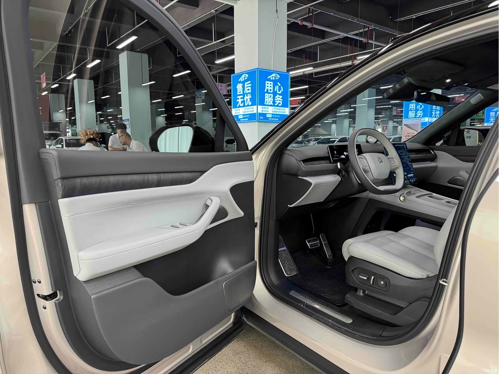 NIO ES8, 2025 4