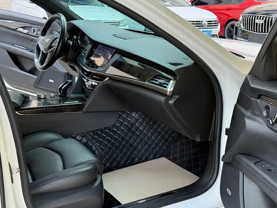 Cadillac CT6