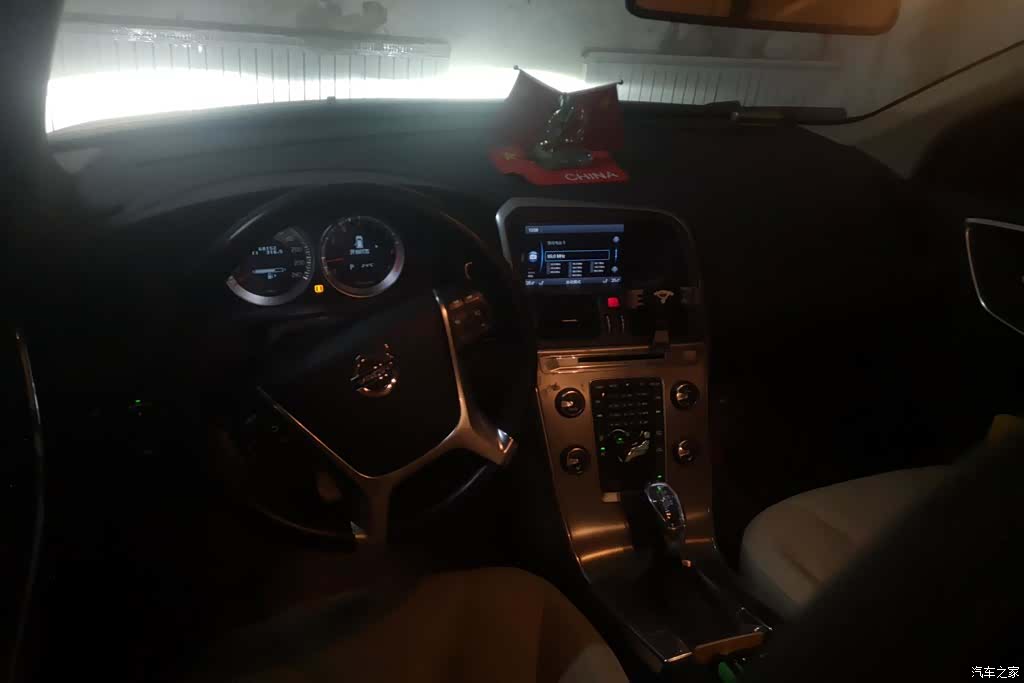 Volvo XC60, 2012 12