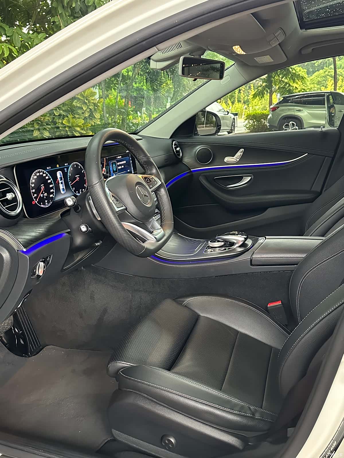 Mercedes-Benz E-Class, 2018 12