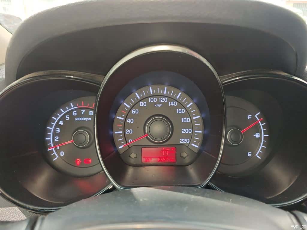 Kia K2, 2017 4