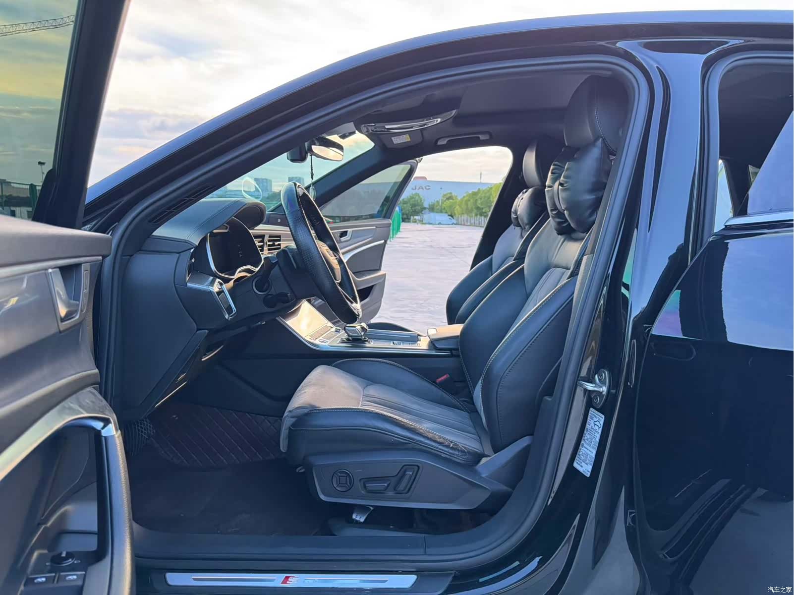 Audi A6L, 2021 все фото