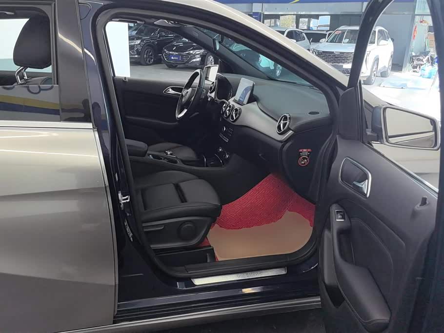 Mercedes-Benz Class B