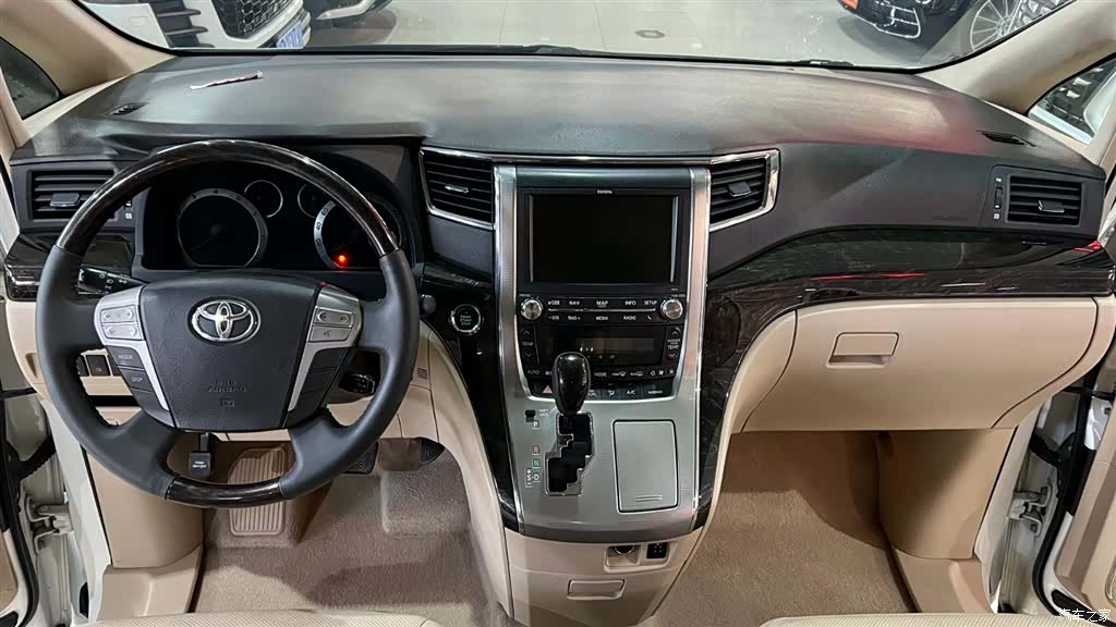Toyota Alphard, 2016 8