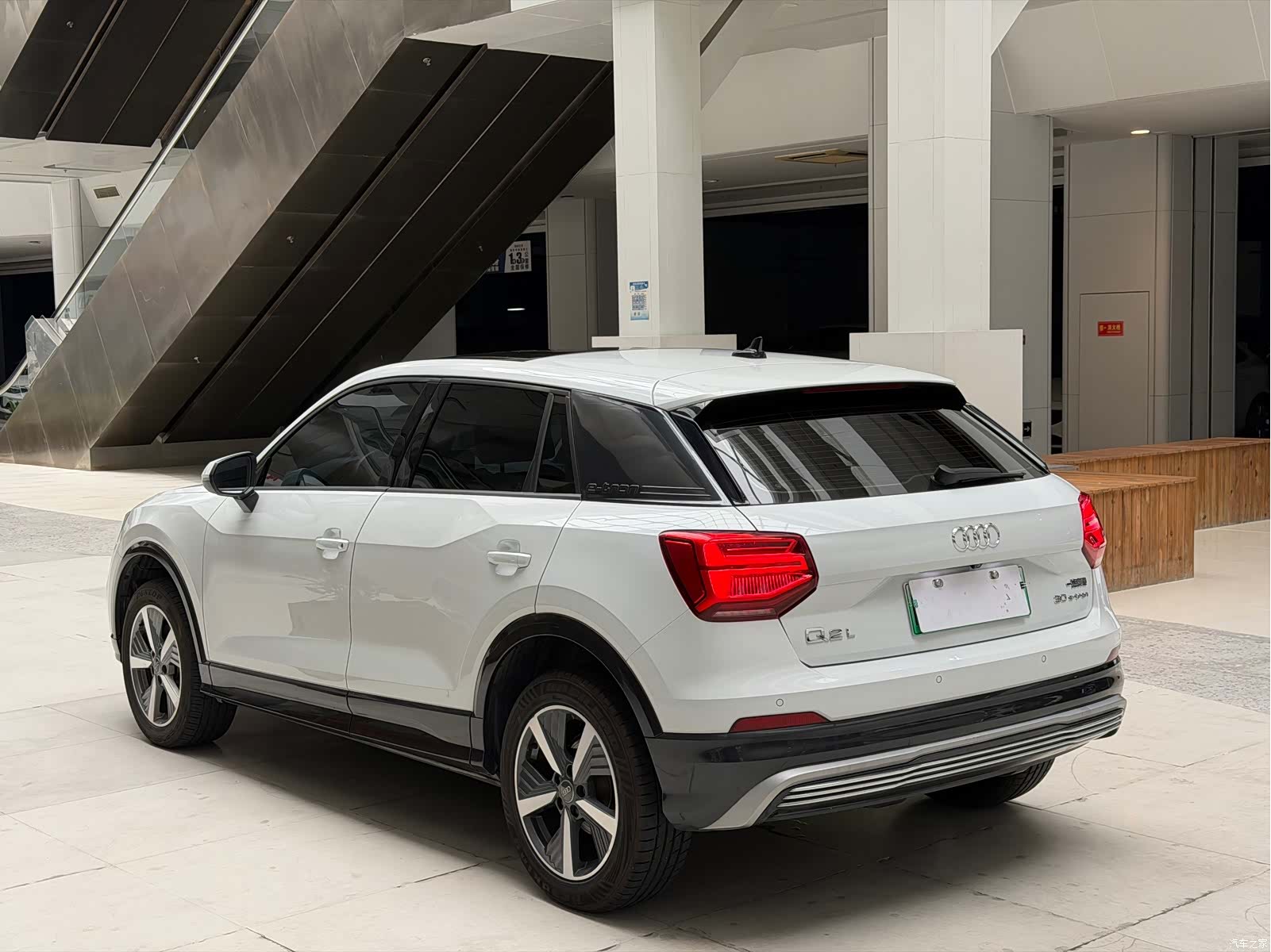 Audi e-tron, 2021 4