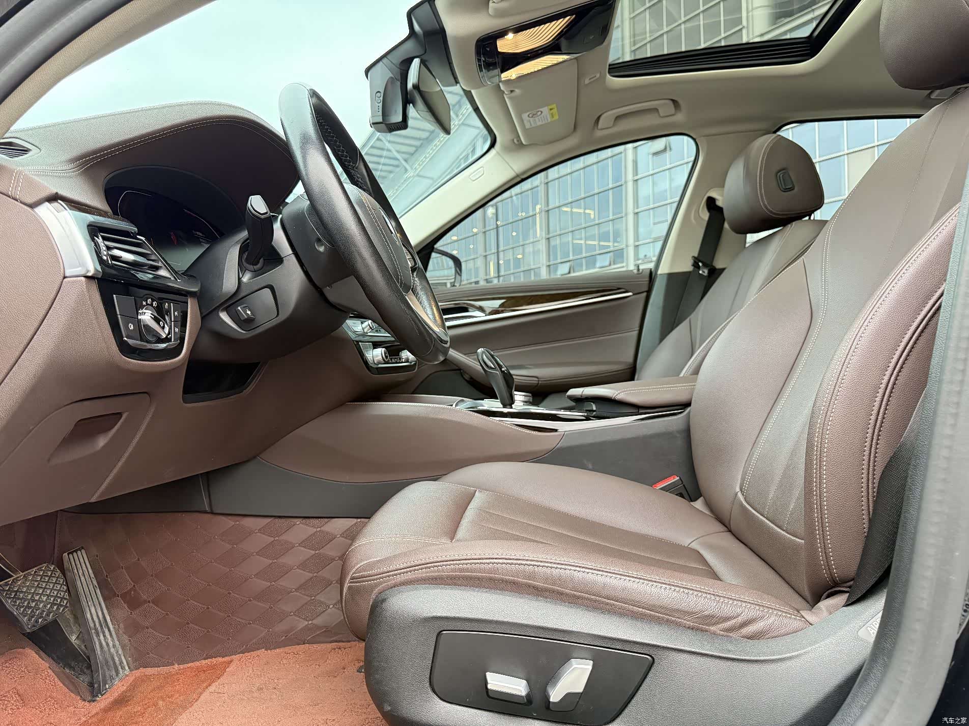 BMW 5 Series, 2020 9