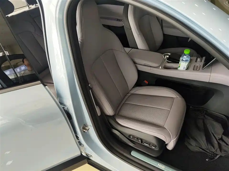 NIO EC6