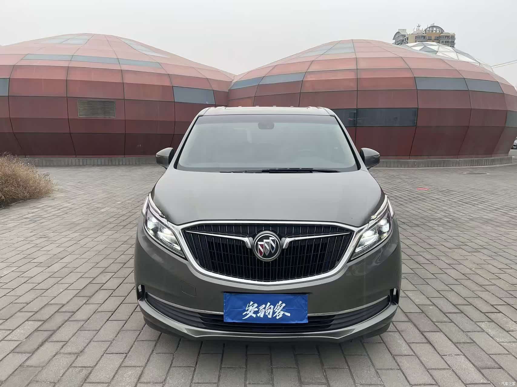 Buick GL8, 2017 2