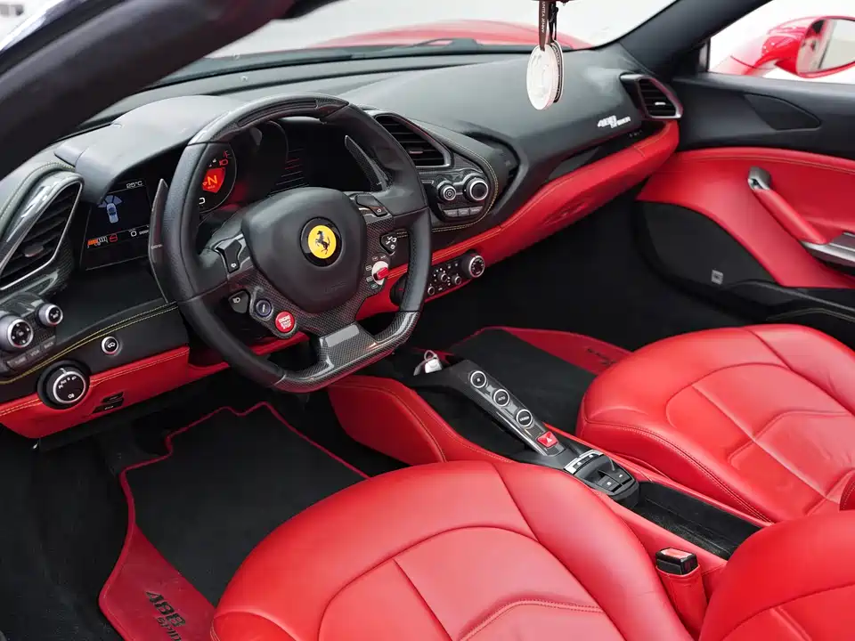 Ferrari 488