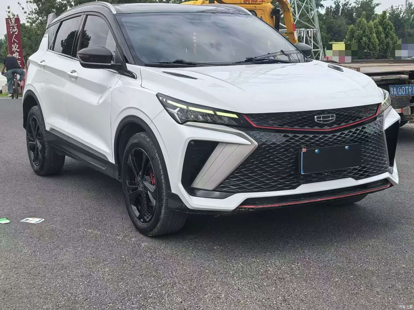 Geely Coolray, 2023 3