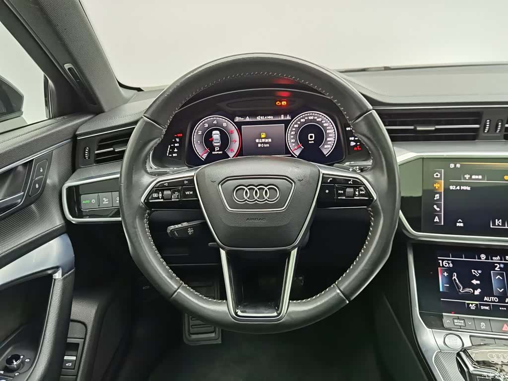 Audi A6L, 2019 11