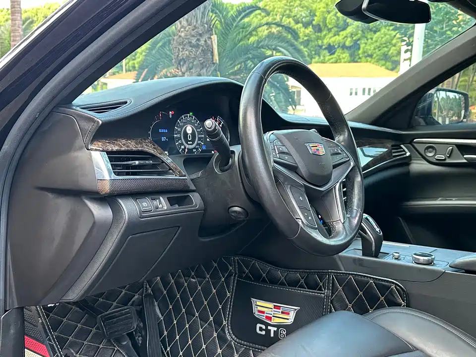 Cadillac CT6