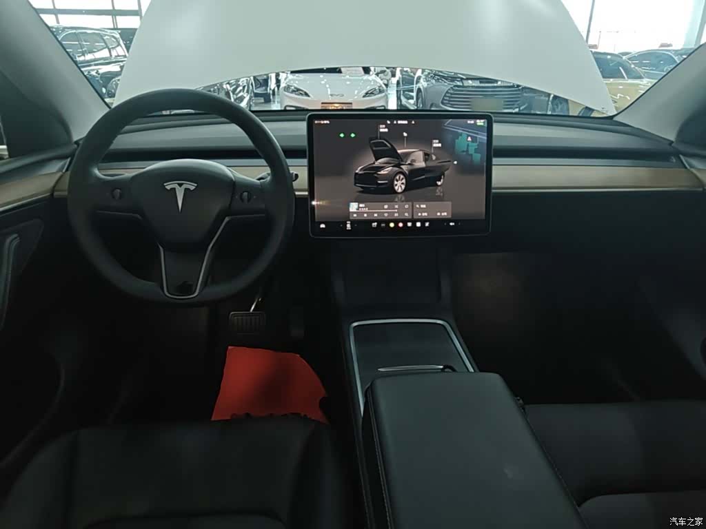 Tesla Model Y, 2022 10