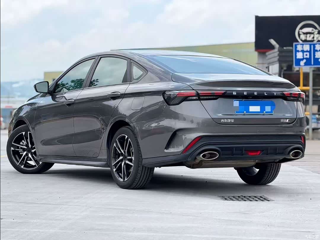 Geely Binray, 2022 6