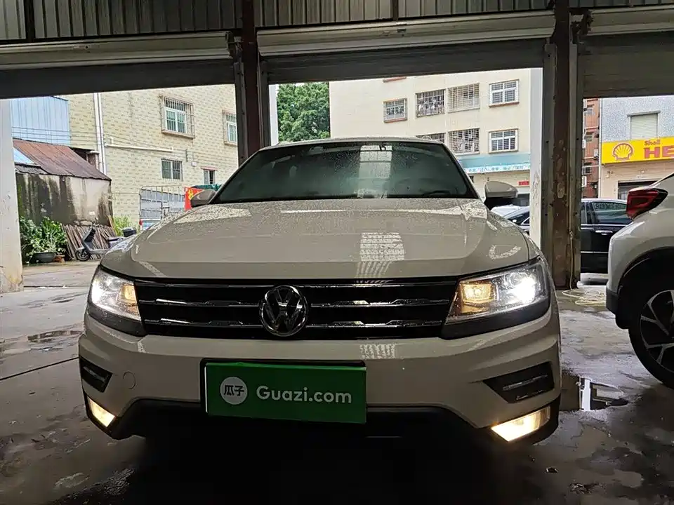 Volkswagen Tiguan L