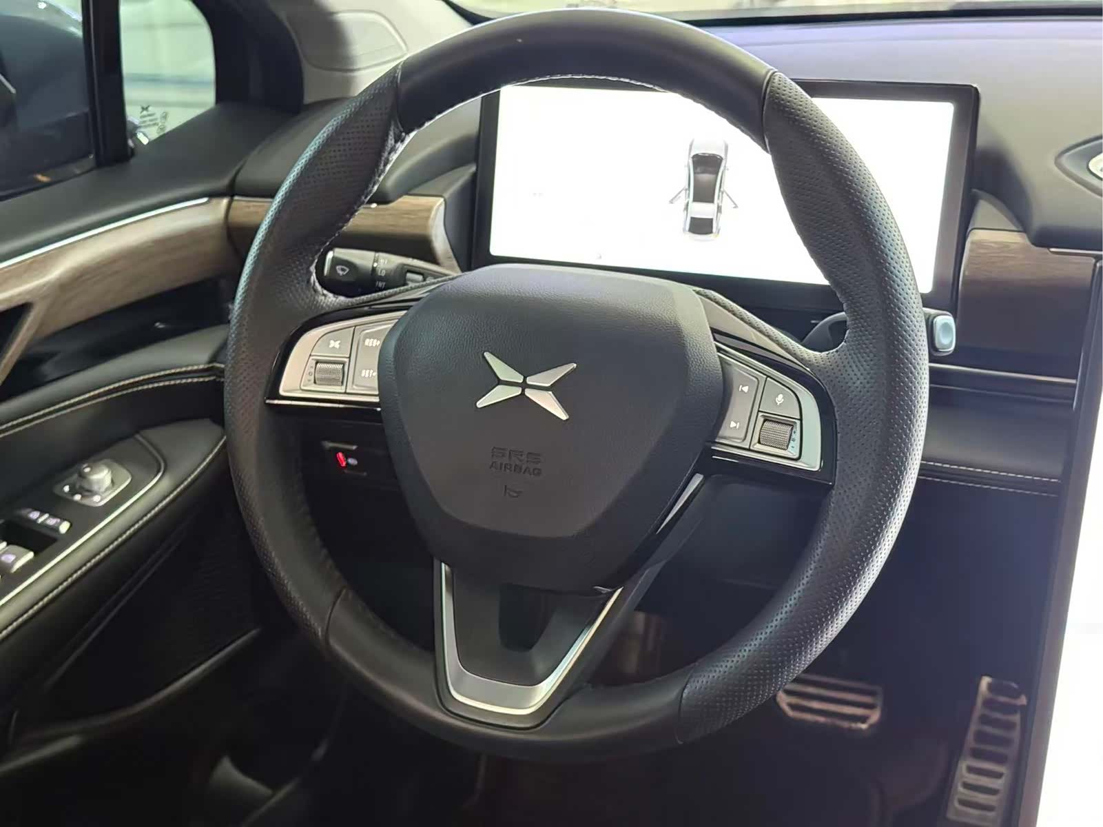 Xpeng P5, 2022 9