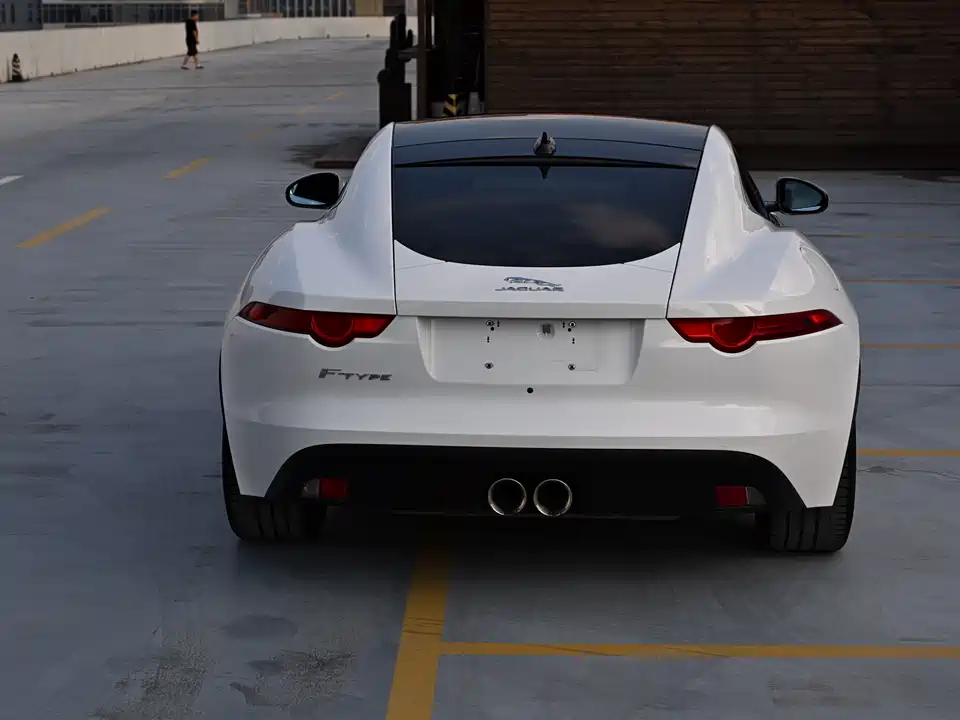 Jaguar F-TYPE