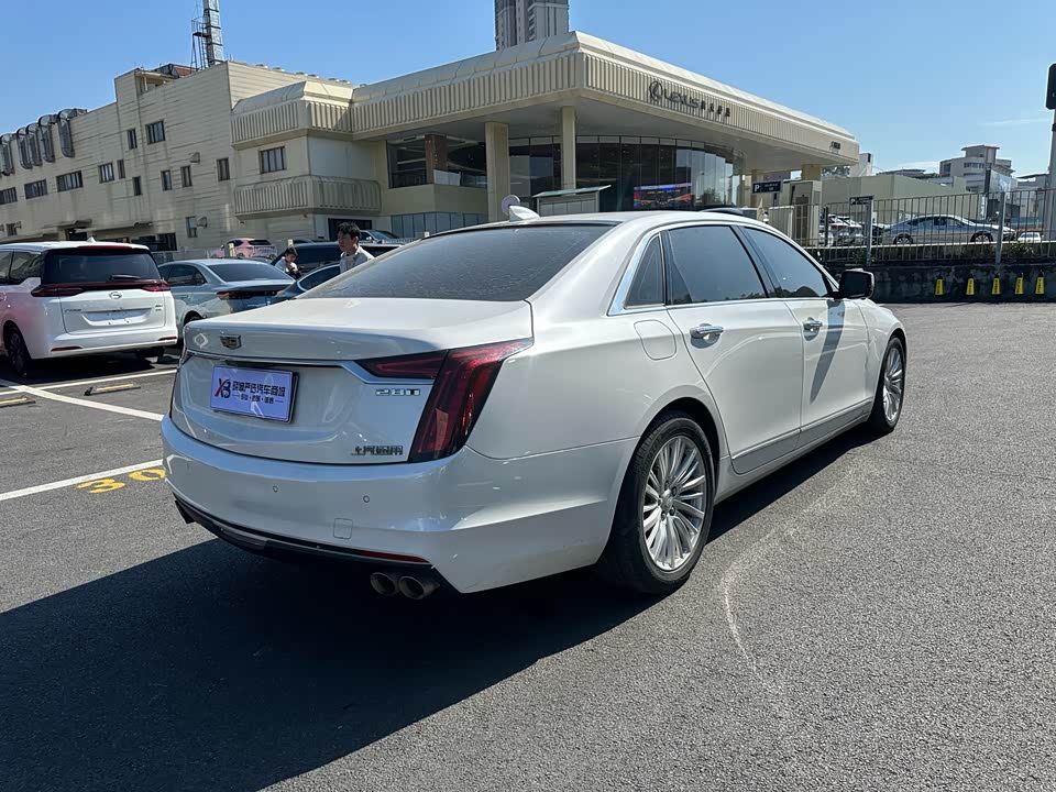 Cadillac CT6