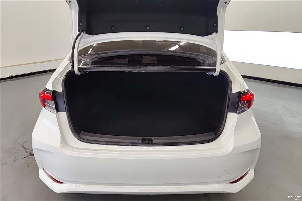 Toyota Corolla, 2020 4