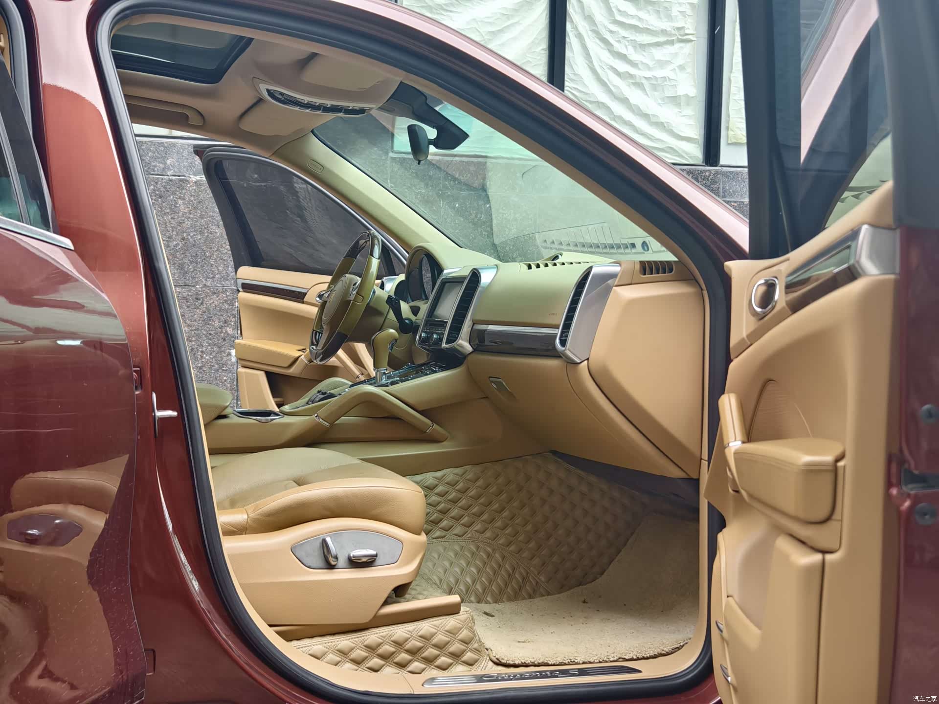Porsche Cayenne, 2012 10