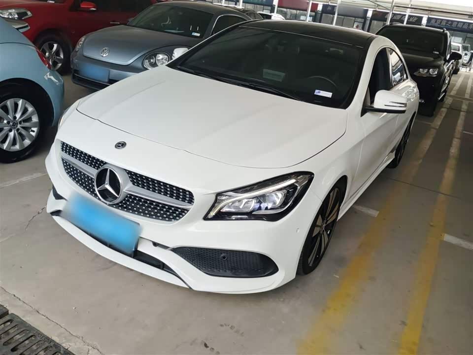 Mercedes-Benz CLA