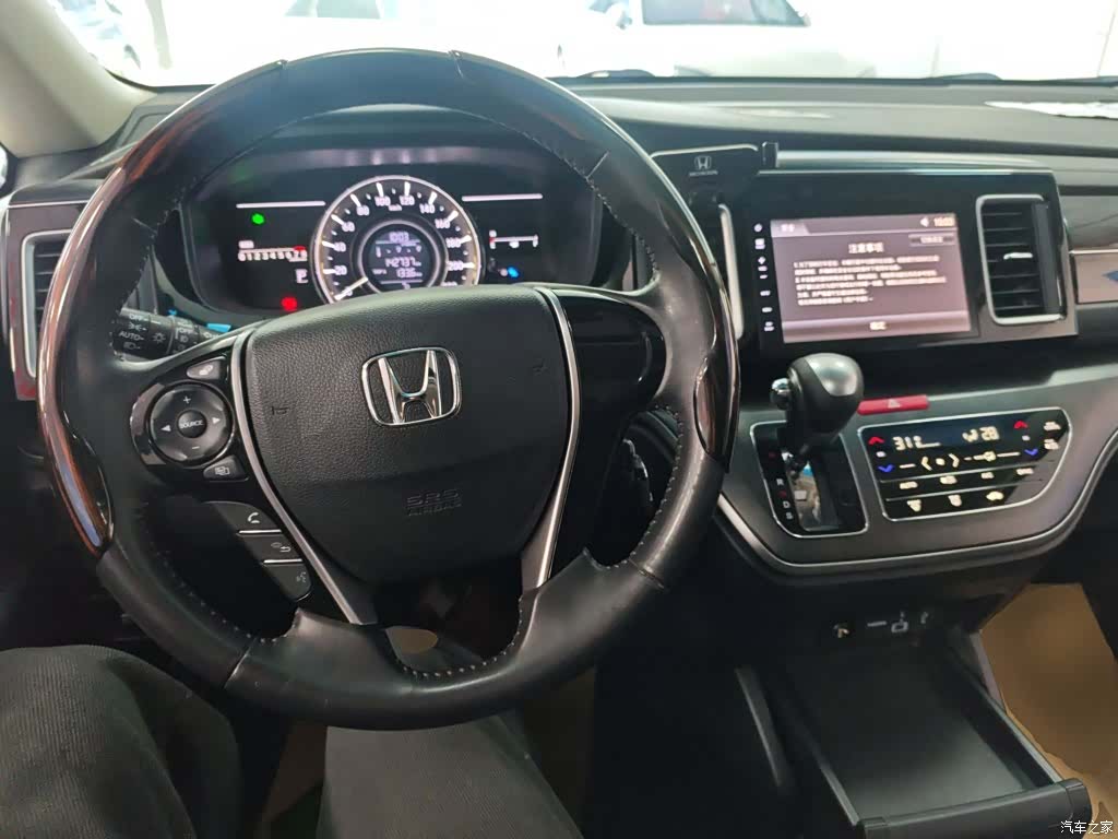 Honda Elysion, 2017 12