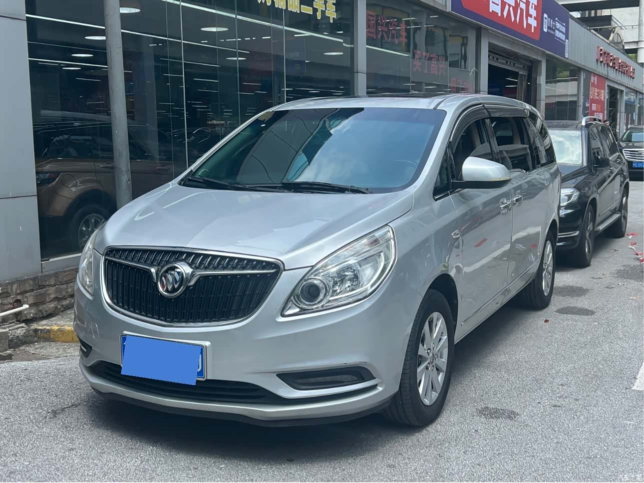 Buick GL8, 2018 1