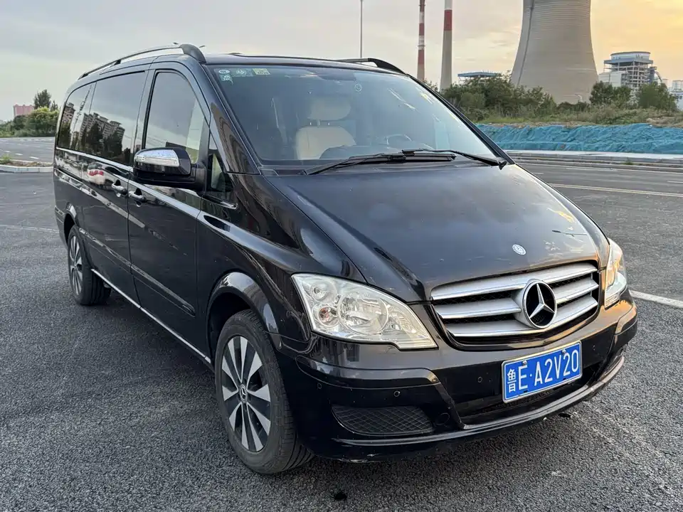 Mercedes-Benz Viano