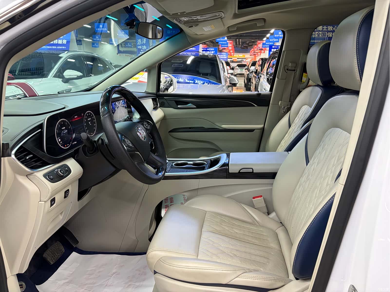 Buick GL8, 2022 8