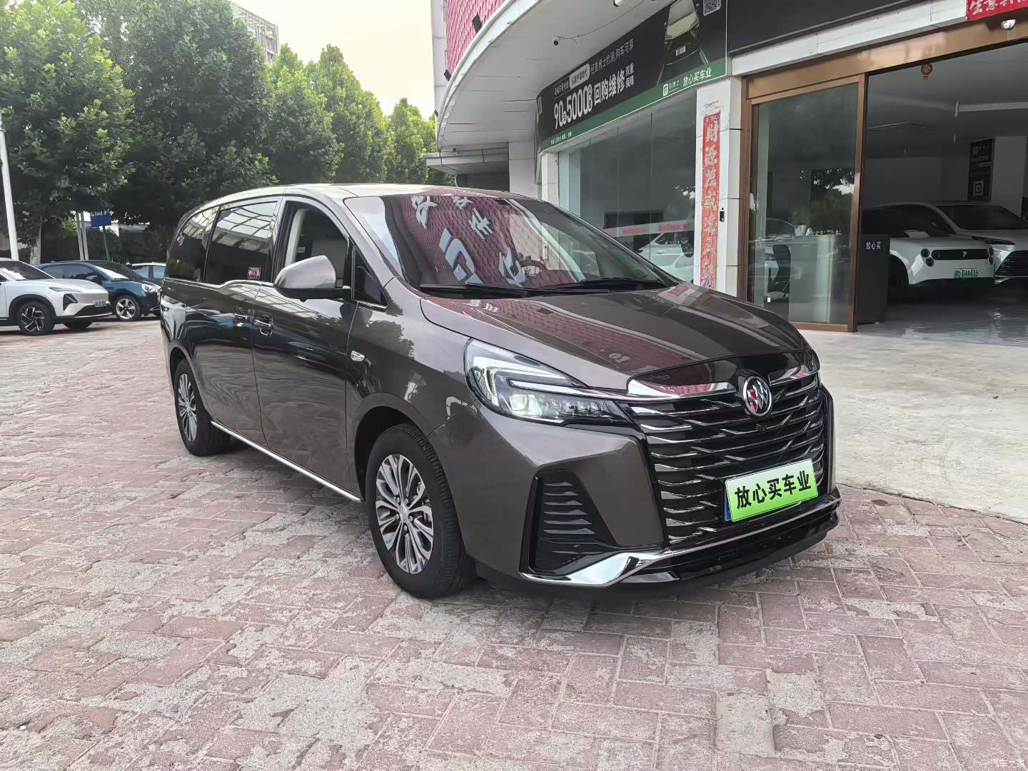Buick GL8, 2024 3