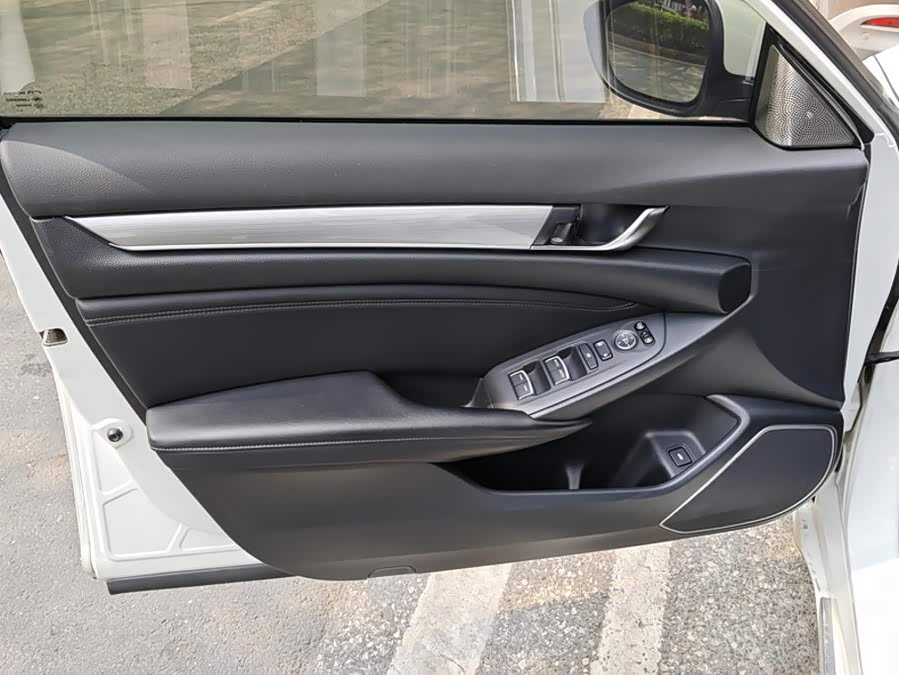 Honda Accord 2021, фото 7