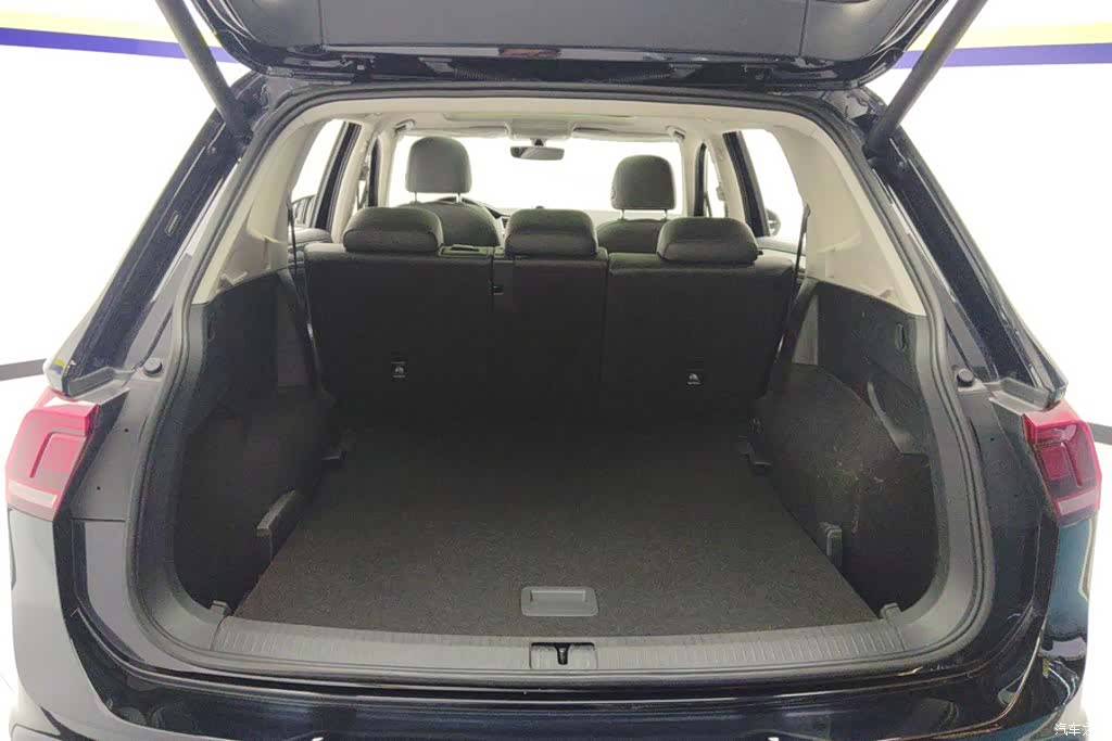 Volkswagen Tiguan L, 2021 4