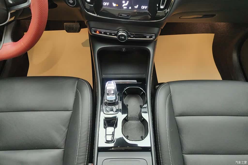 Volvo XC40, 2021 16