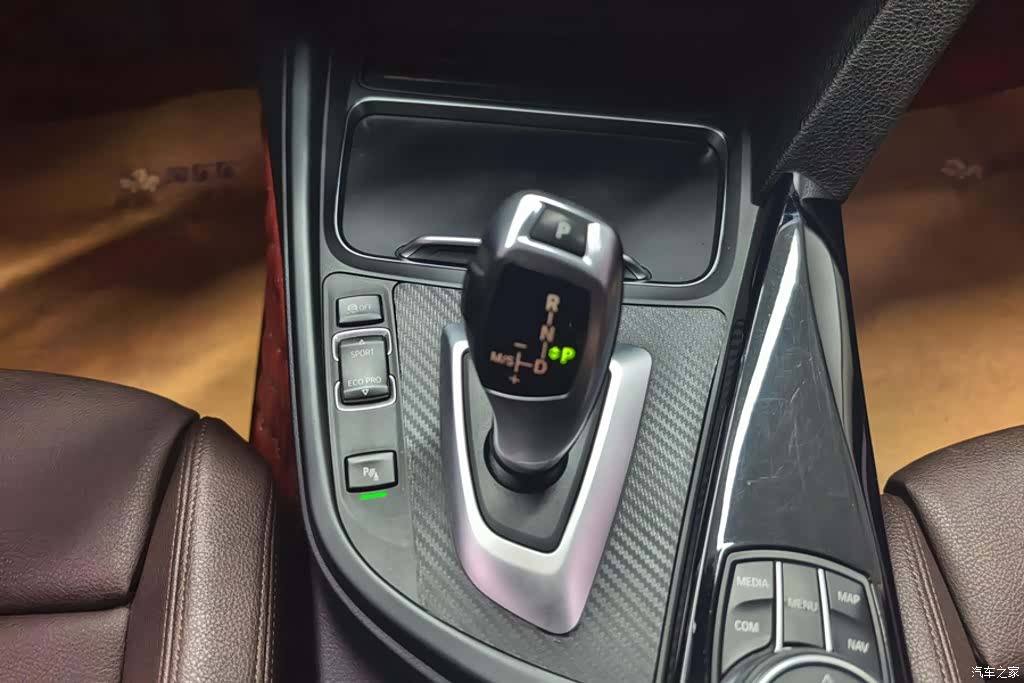 BMW 3 Series, 2019 16