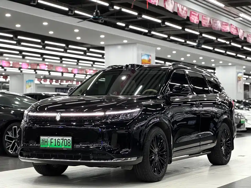 AITO Ask the world M7