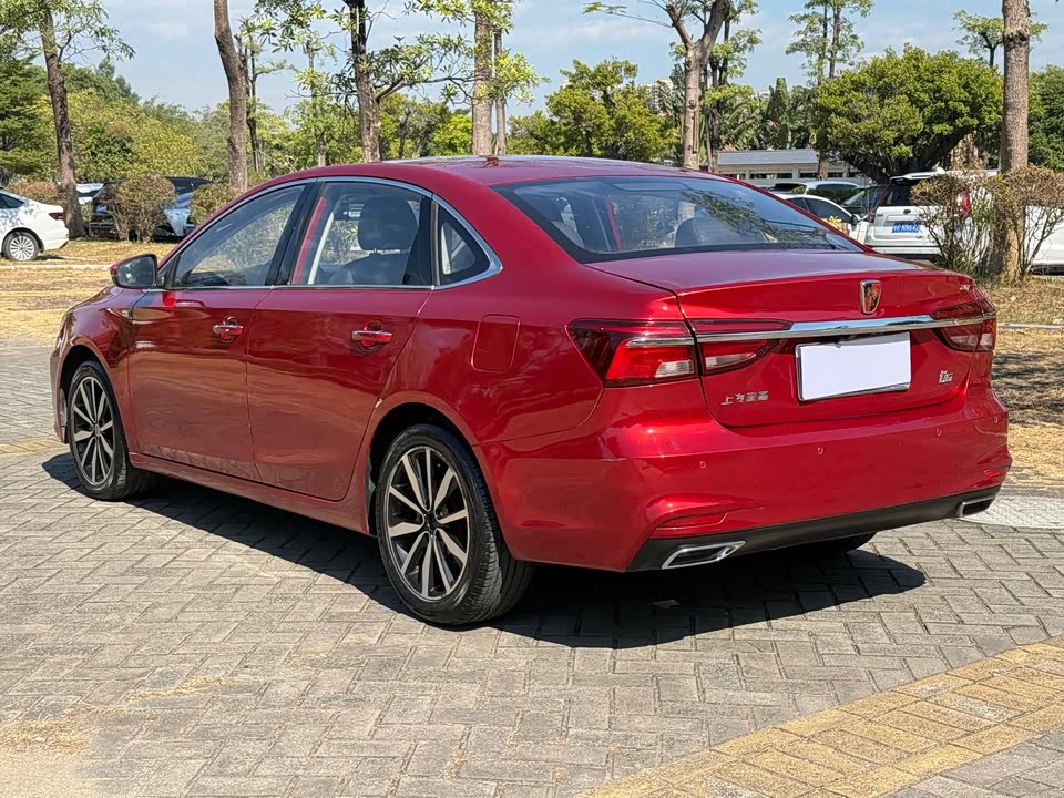 Roewe i6