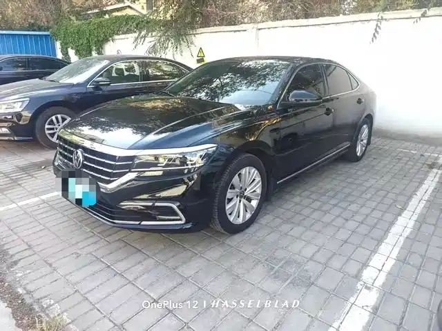 Volkswagen Passat 2021 — купить из Китая под заказ