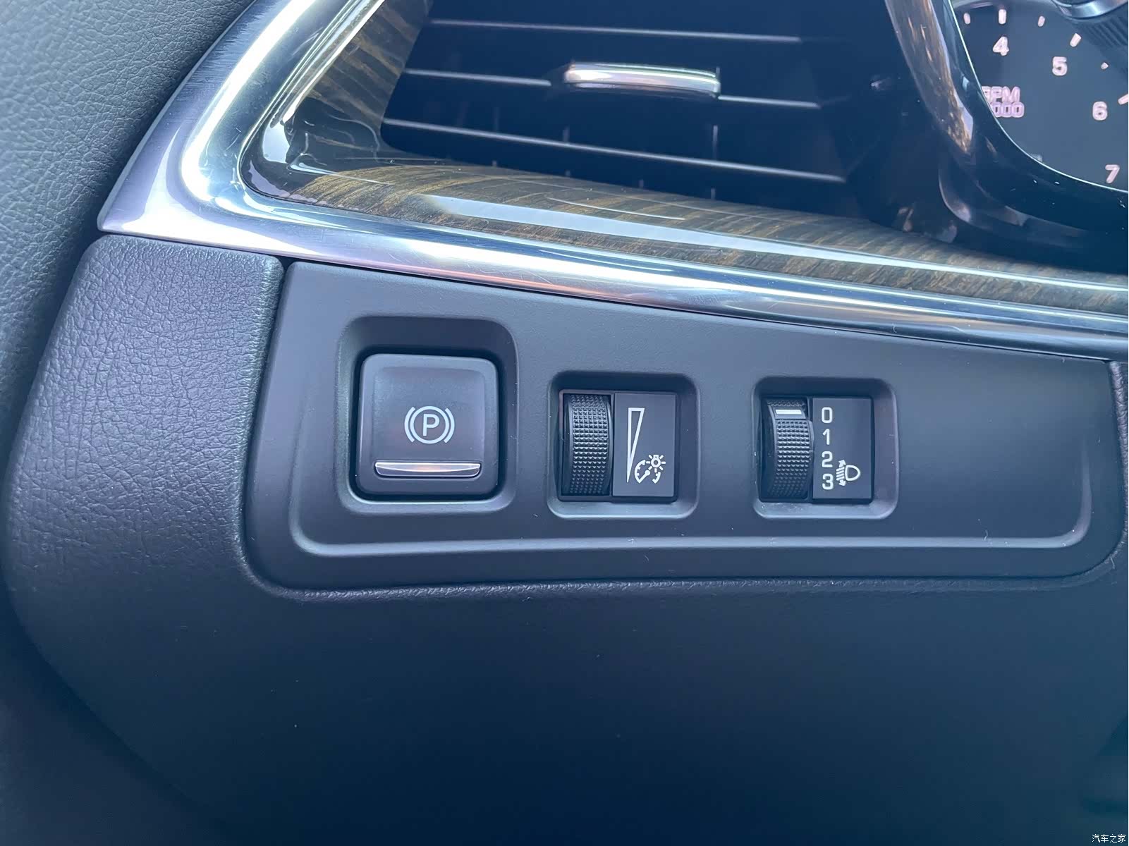 Cadillac XT5, 2018 13
