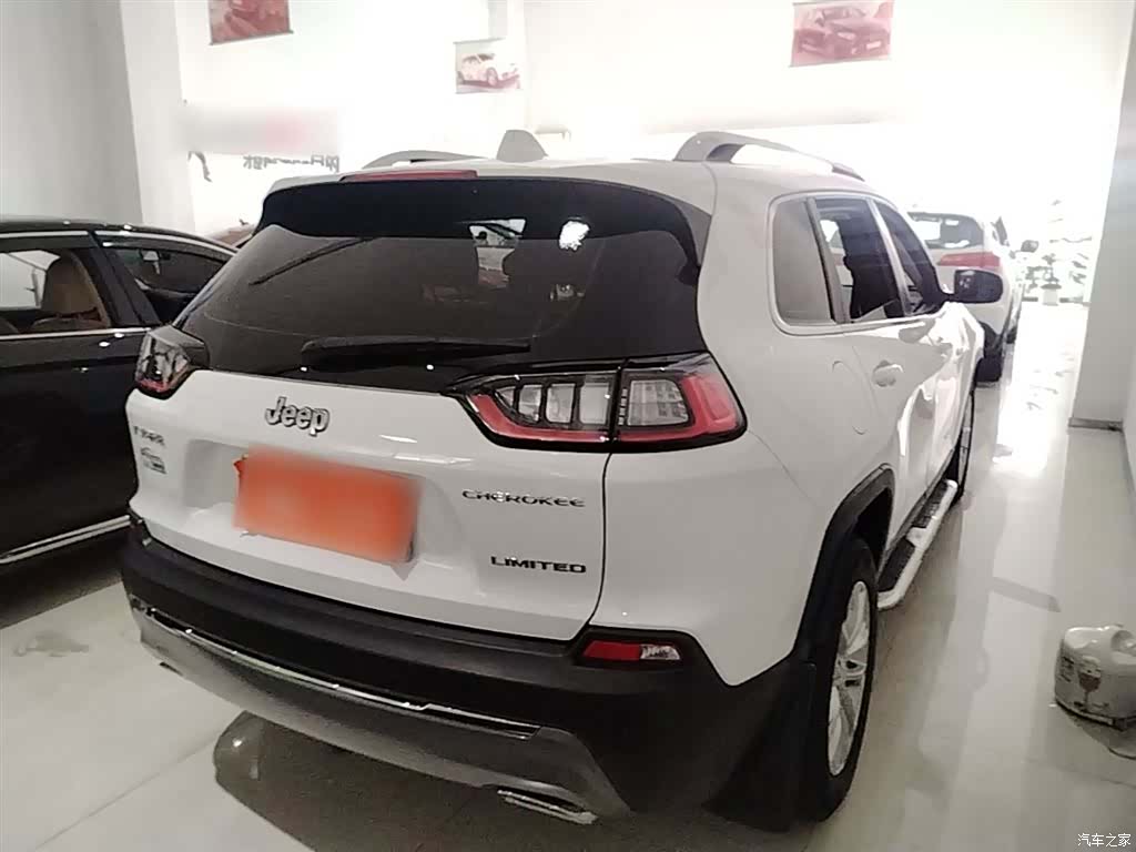 Jeep Cherokee, 2019 6