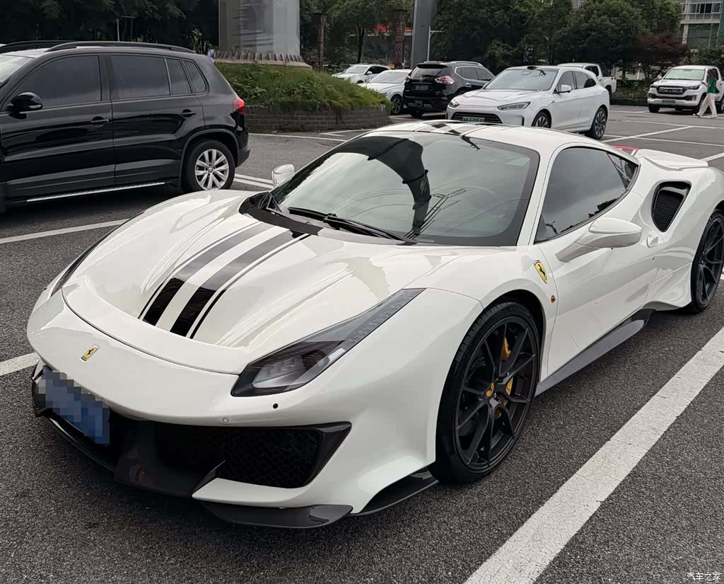 Ferrari 488