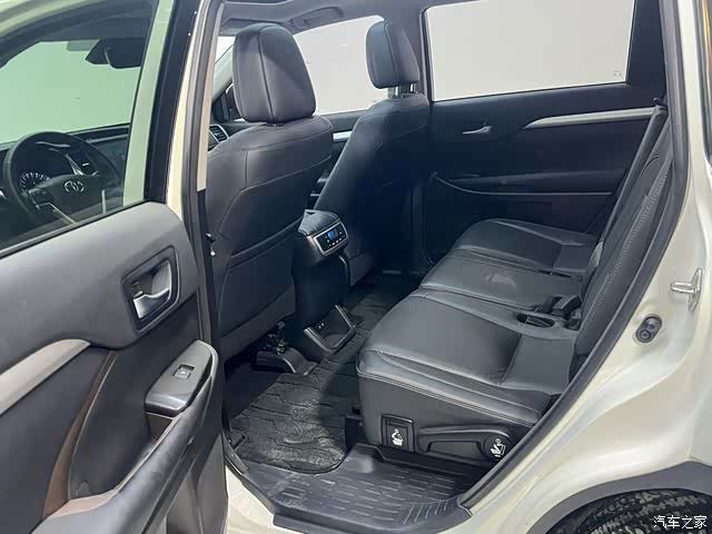 Toyota Highlander, 2019 13
