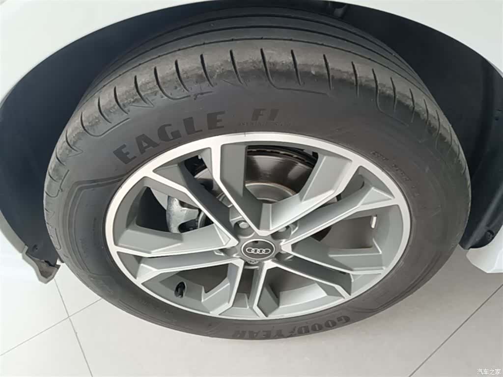 Audi Q3, 2023 23