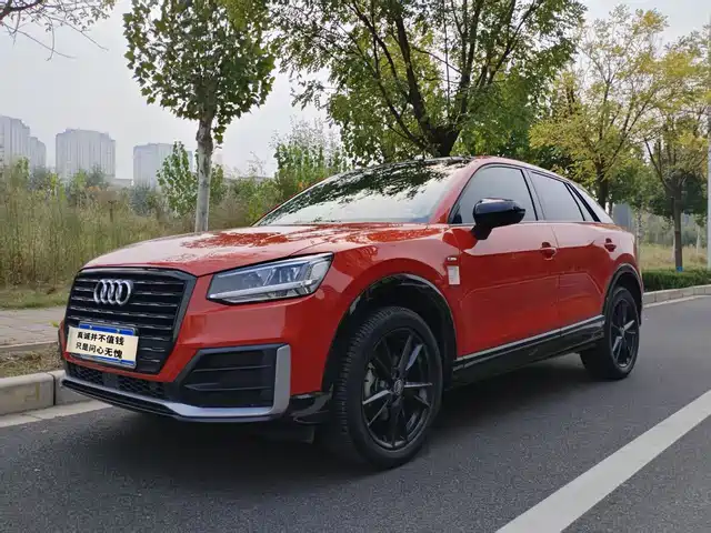 Audi Q2L 2021 — купить из Китая под заказ