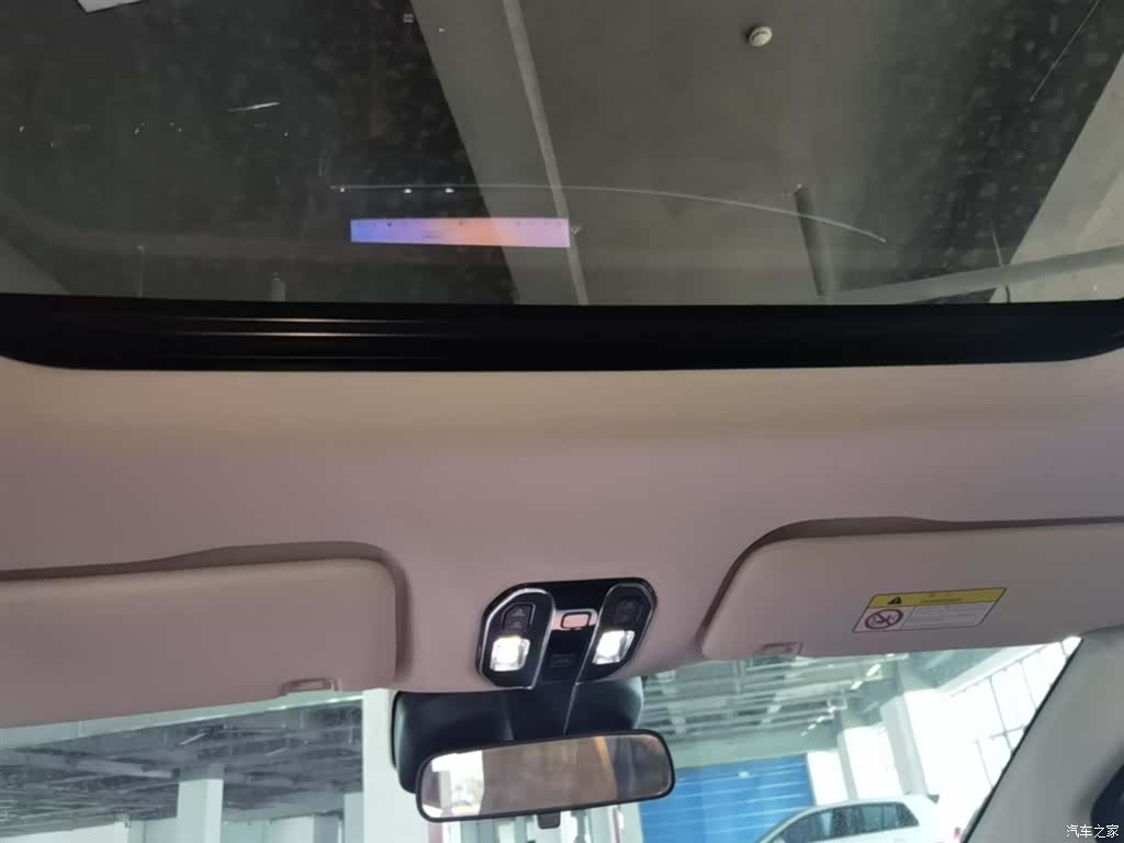 Trumpchi E8, 2025 18